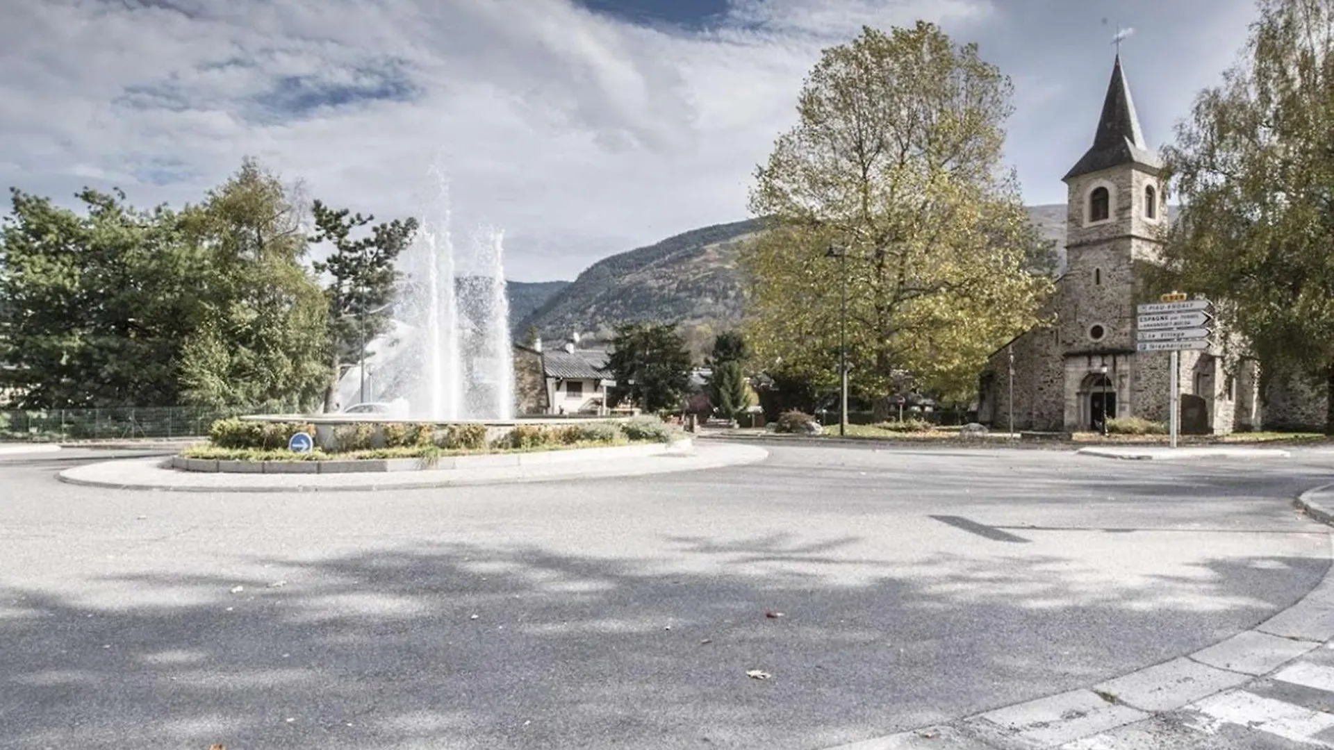 Studio Confortable Pres Telepherique, Garage Prive - Fr-1-296-521 Saint-Lary-Soulan